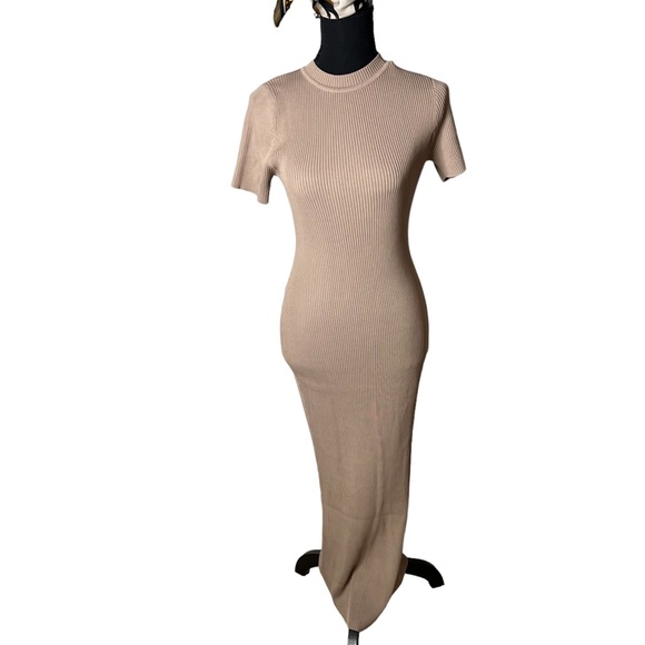 ew Sonia Taupe color short sleeve knit midi dress size M - Picture 1 of 5